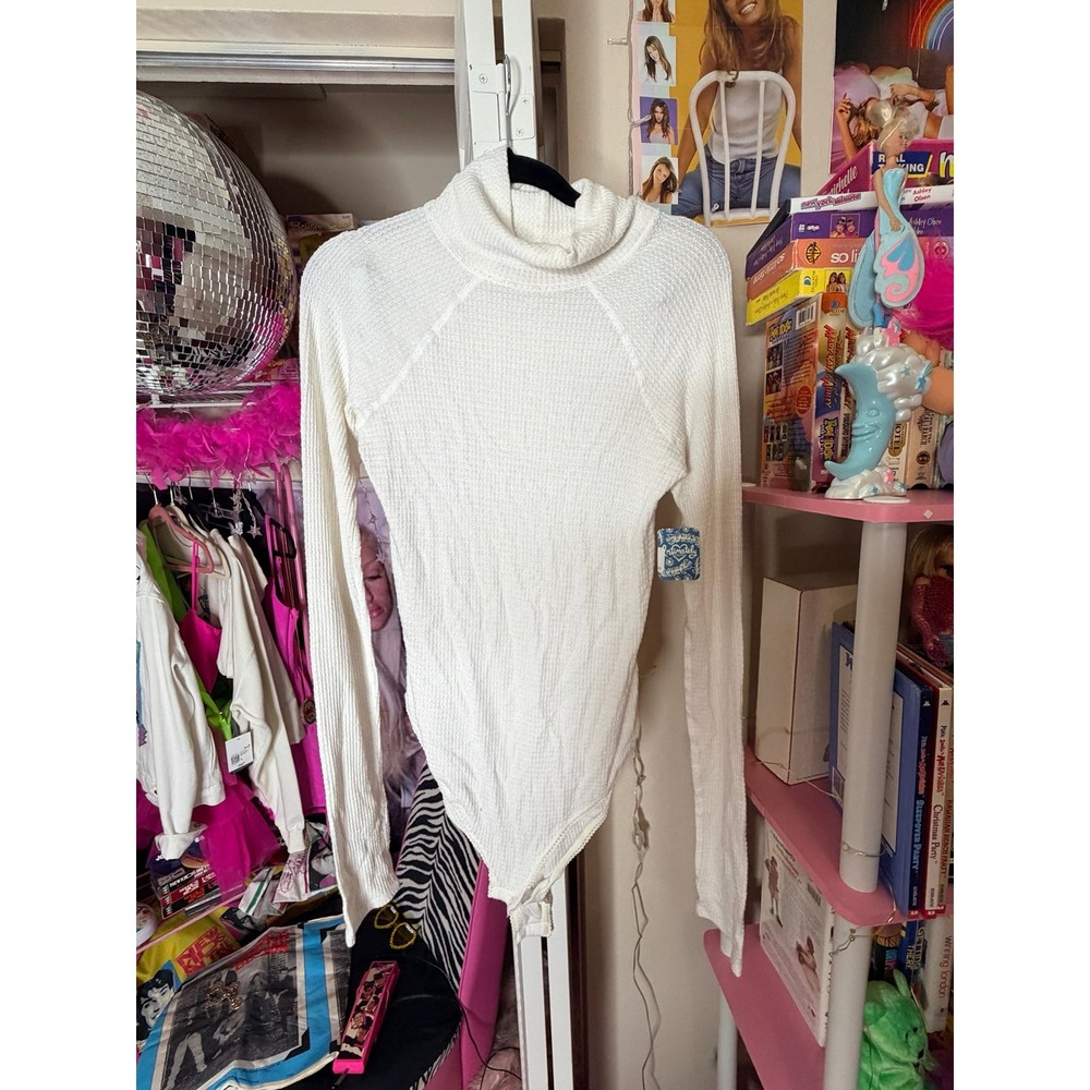 Free People cream turtleneck bodysuit size large